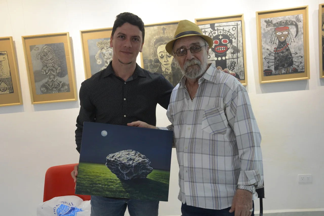 Luis Alberto Saldaña, with artists and colleagues
