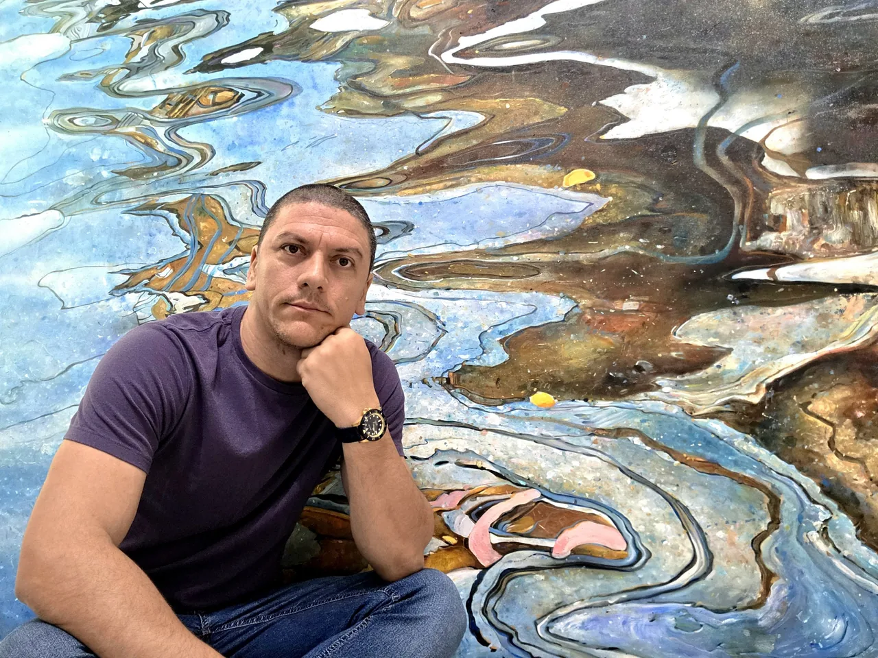 Luis Alberto Saldaña, in the studio, 2026